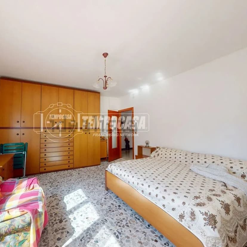Appartement 2 pièces avec balcon, cave et parking privé à Sanremo