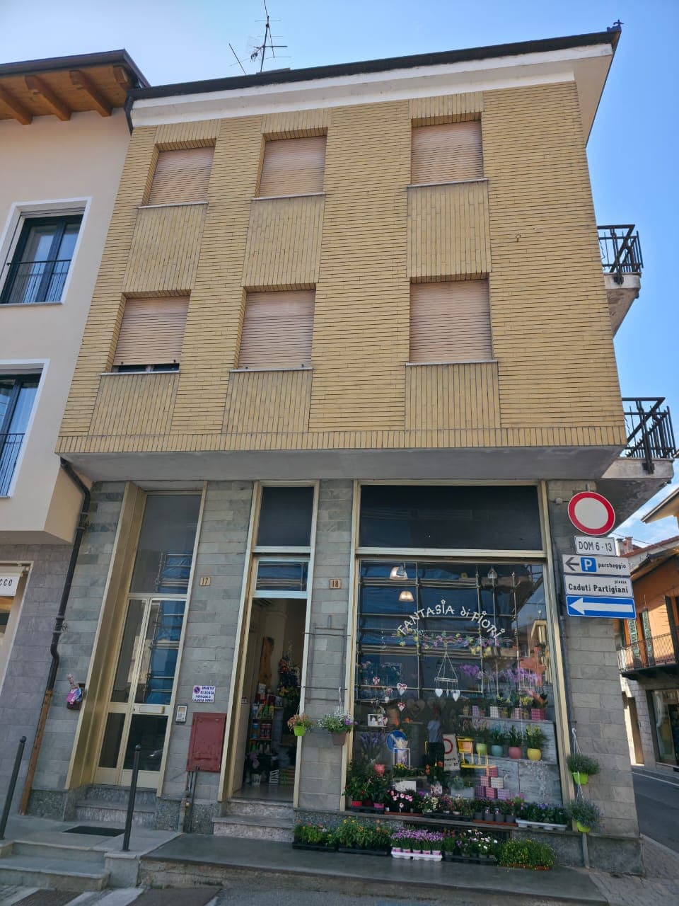 Gallery 2