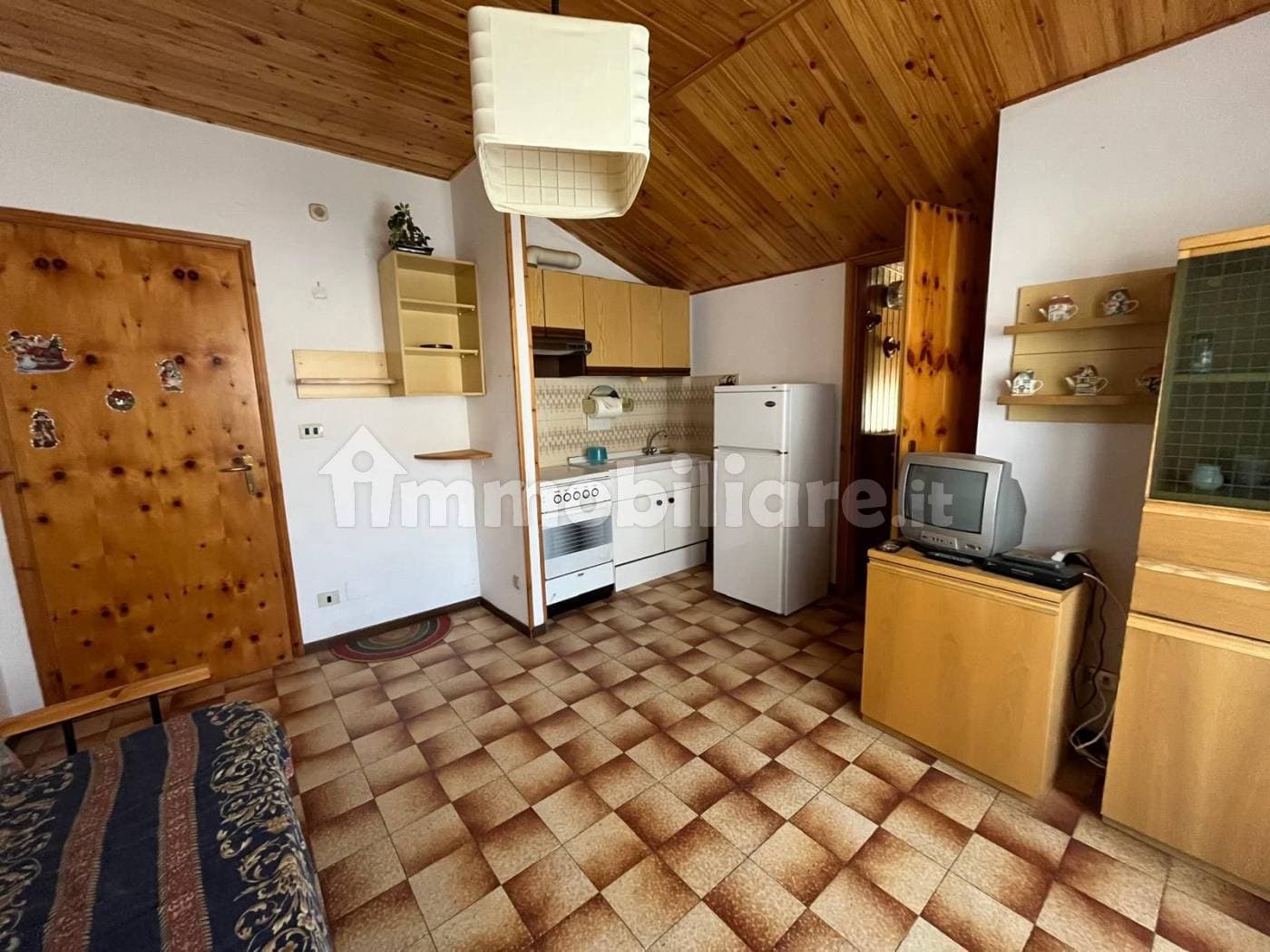 Gallery 7